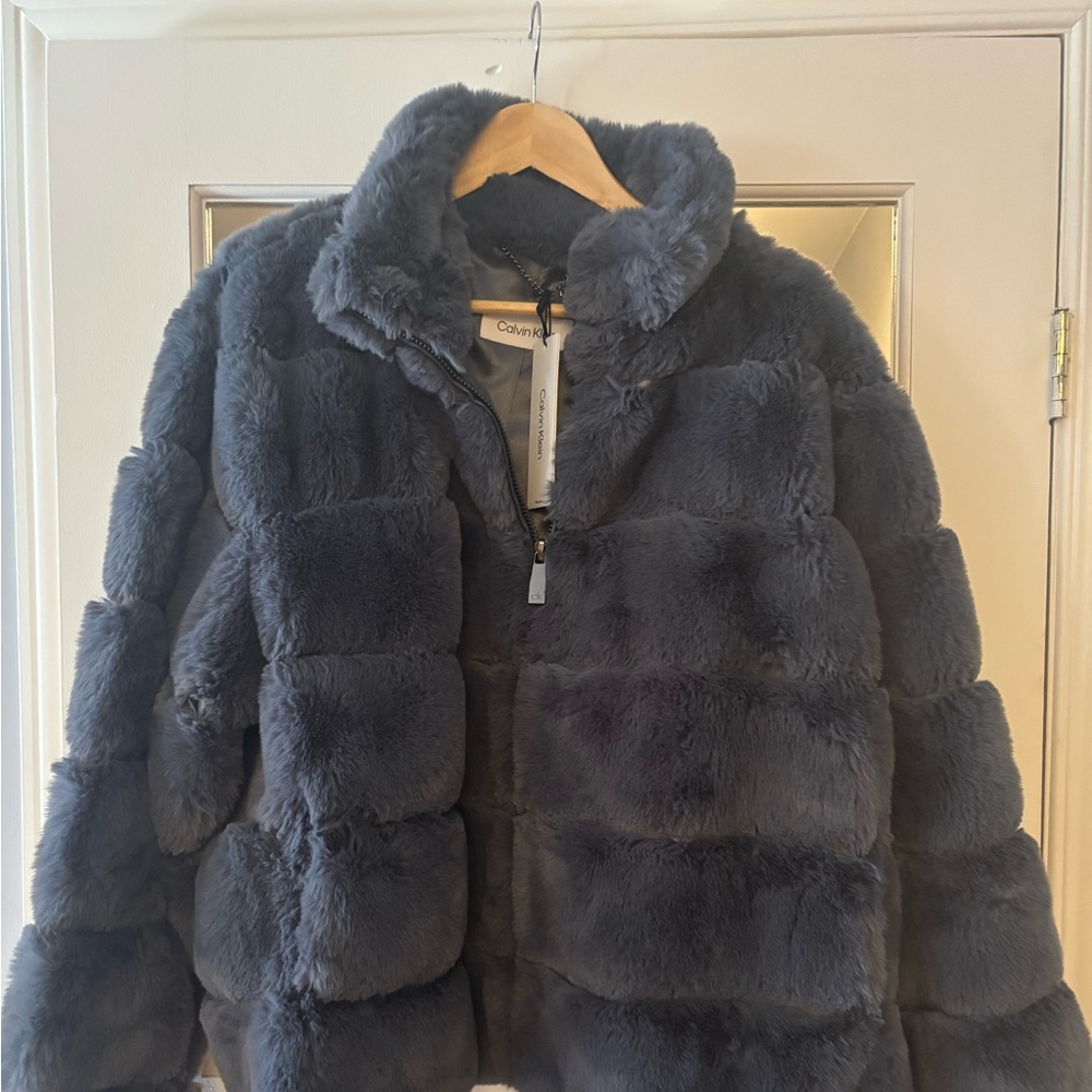 Calvin Klein Collection Blue faux fur Jacket size 2XL - Picture 11 of 11